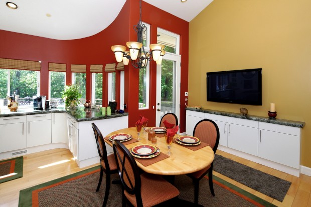 Serendipity Circle, 3_breakfast room.jpg